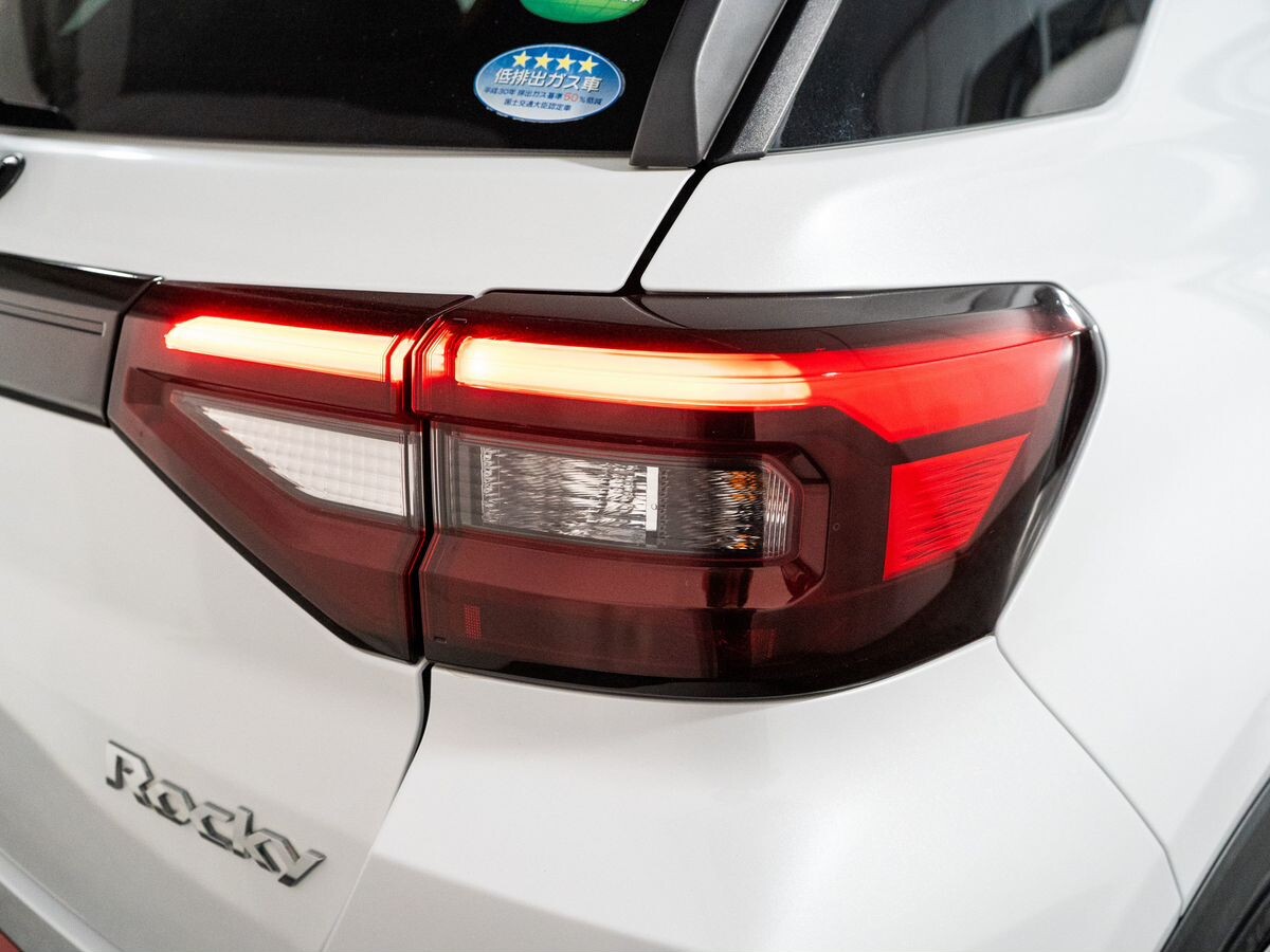 Daihatsu Rocky 2020 - фото автомобиля
