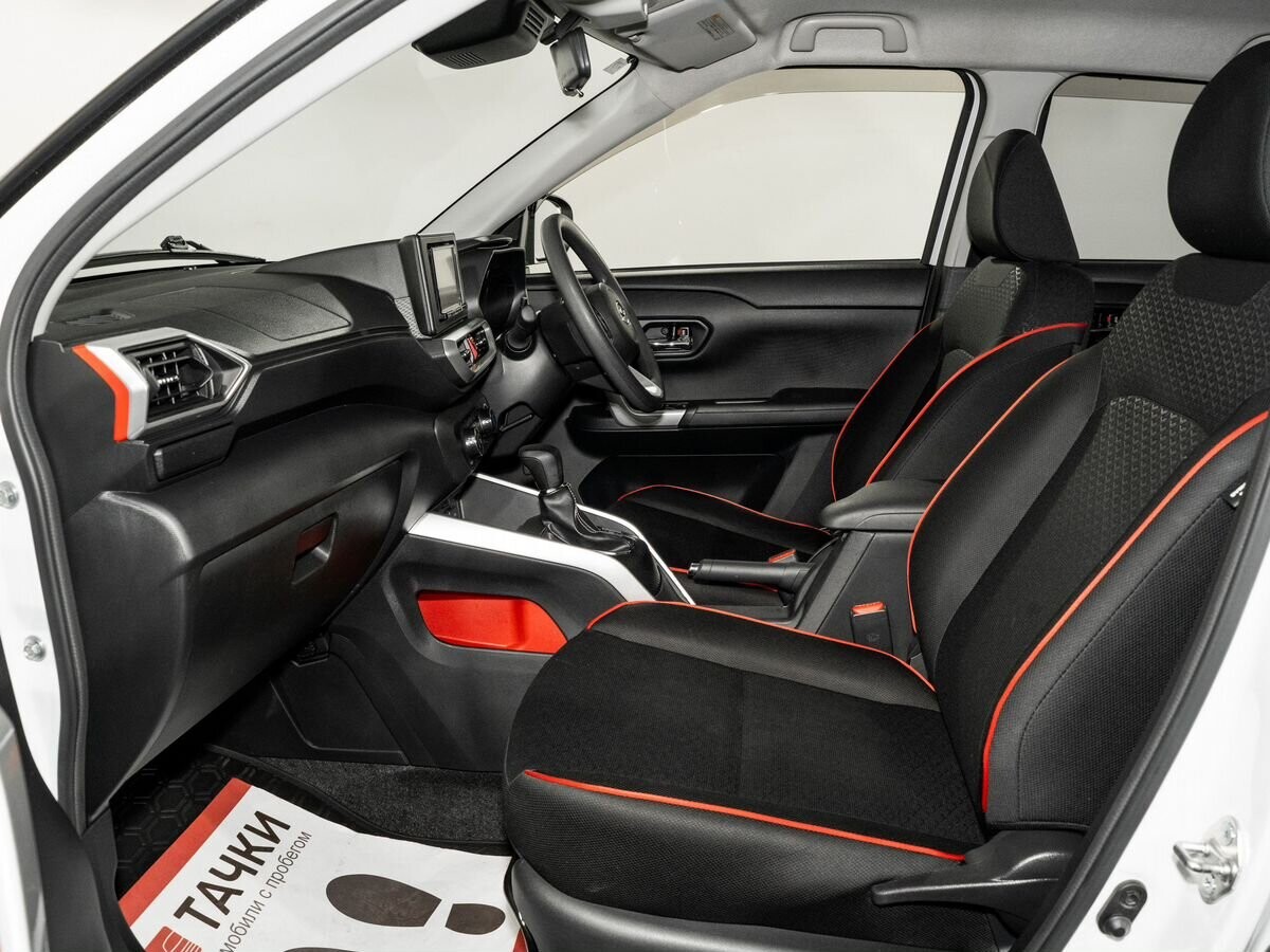 Daihatsu Rocky 2020 - фото автомобиля