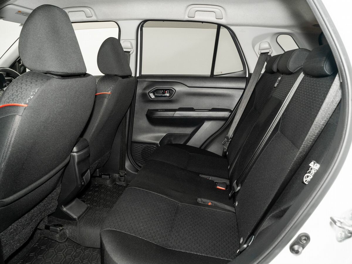 Daihatsu Rocky 2020 - фото автомобиля