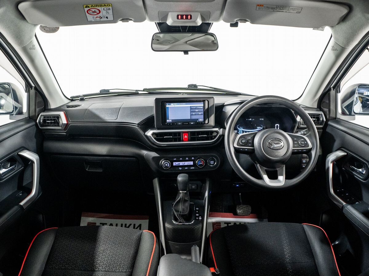 Daihatsu Rocky 2020 - фото автомобиля