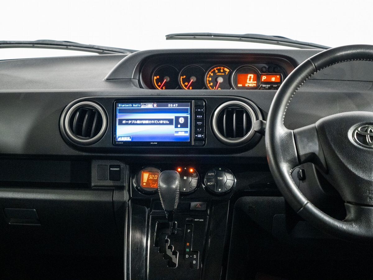 Toyota Corolla Rumion 2014 - фото автомобиля