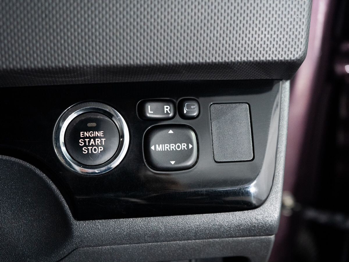 Toyota Corolla Rumion 2014 - фото автомобиля