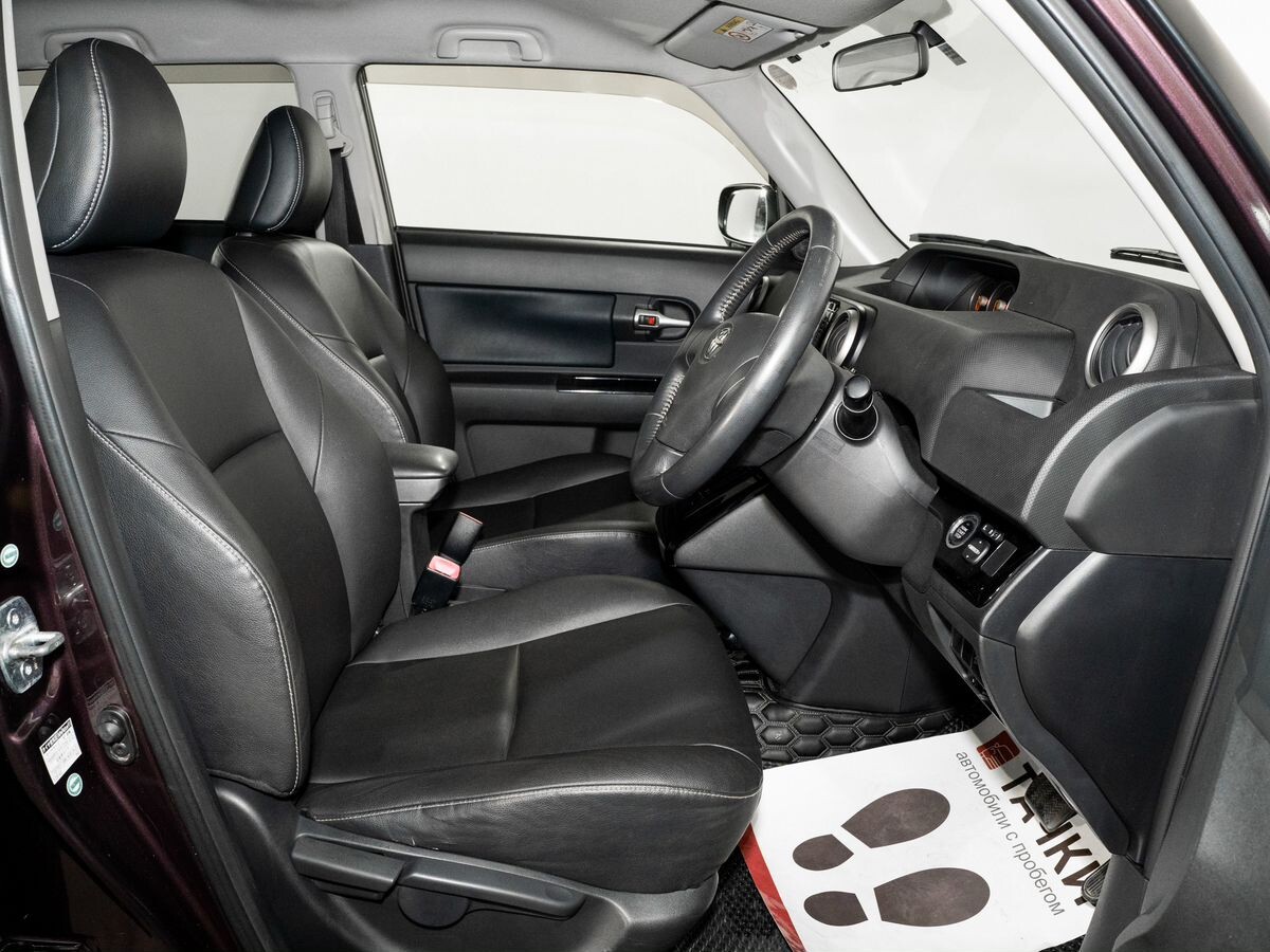 Toyota Corolla Rumion 2014 - фото автомобиля