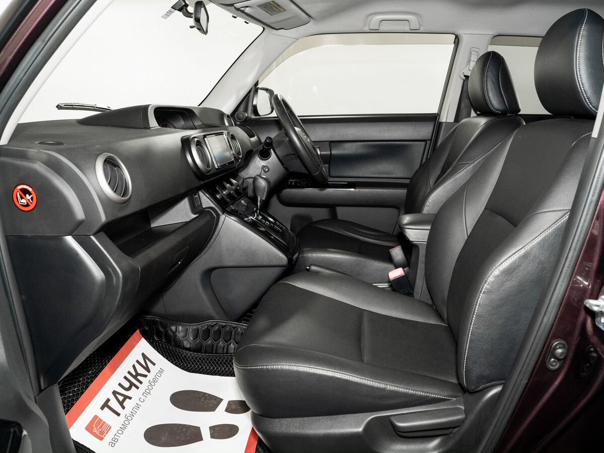 Toyota Corolla Rumion 2014 - фото автомобиля