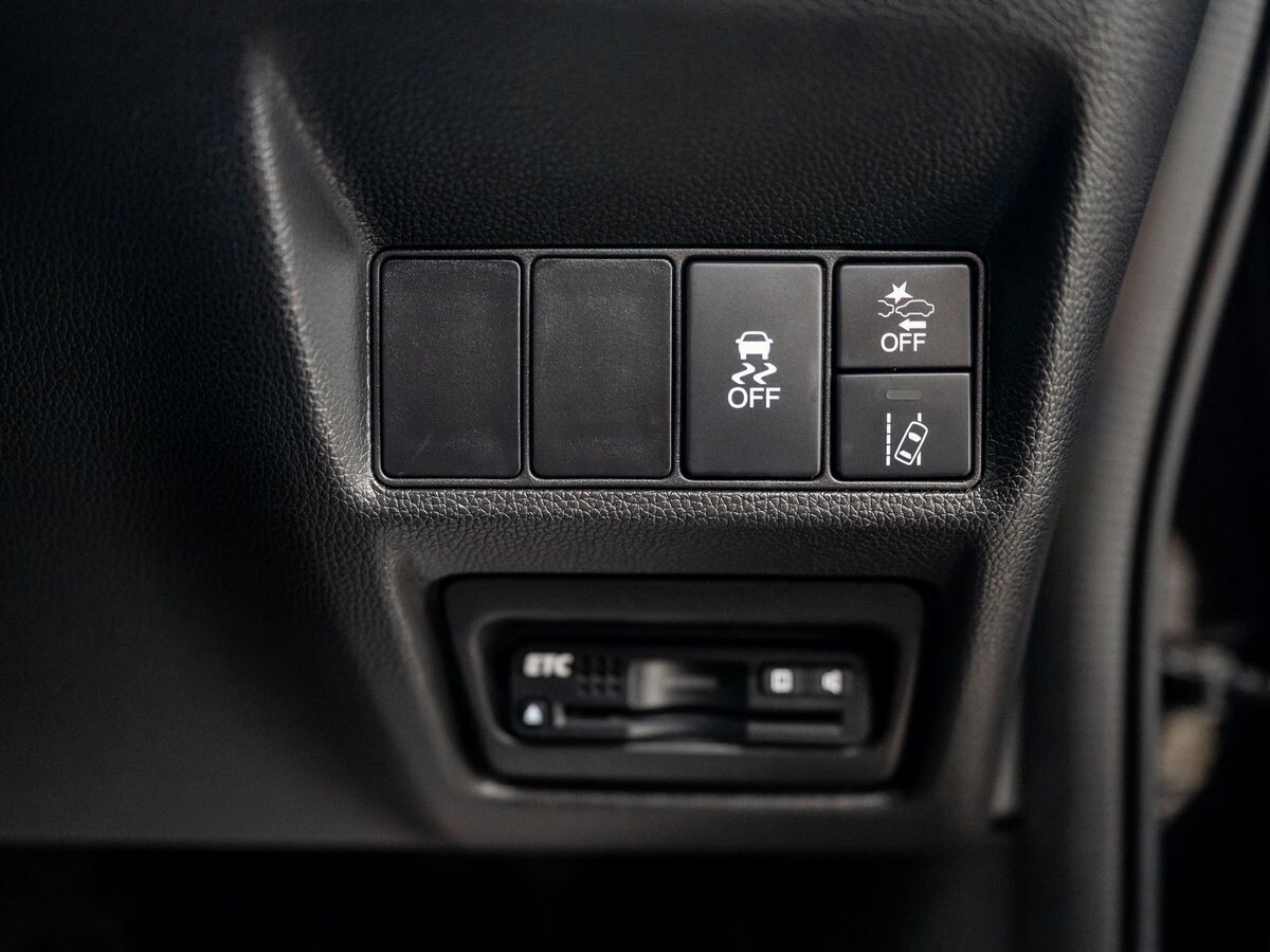 Honda Stepwgn 2016 - фото автомобиля