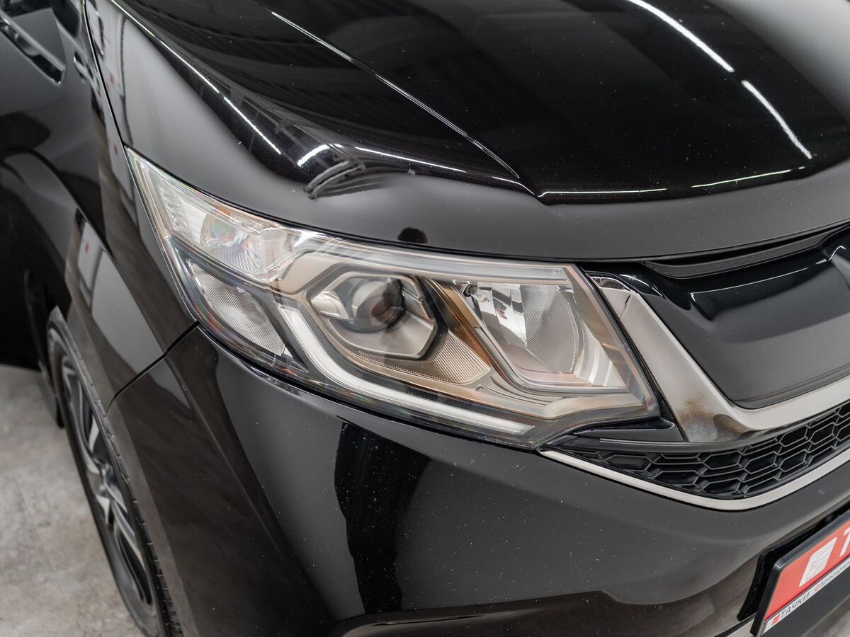 Honda Stepwgn 2016 - фото автомобиля