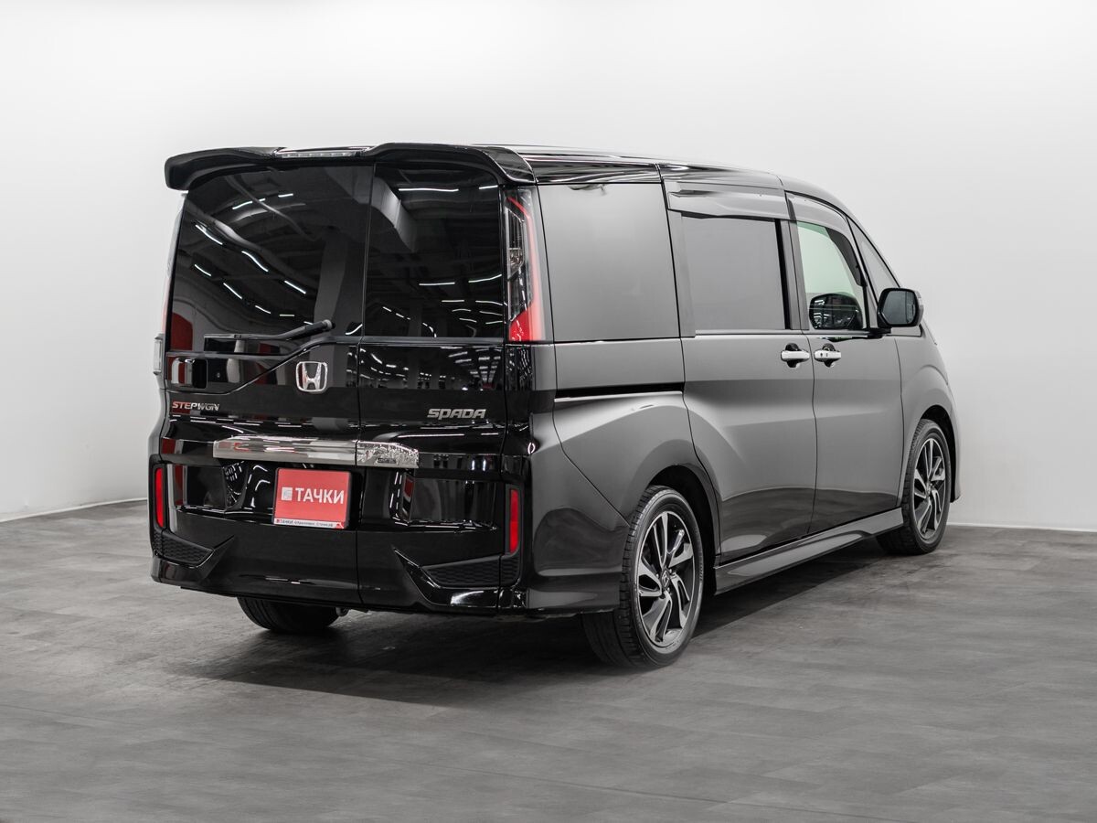Honda Stepwgn 2016 - фото автомобиля