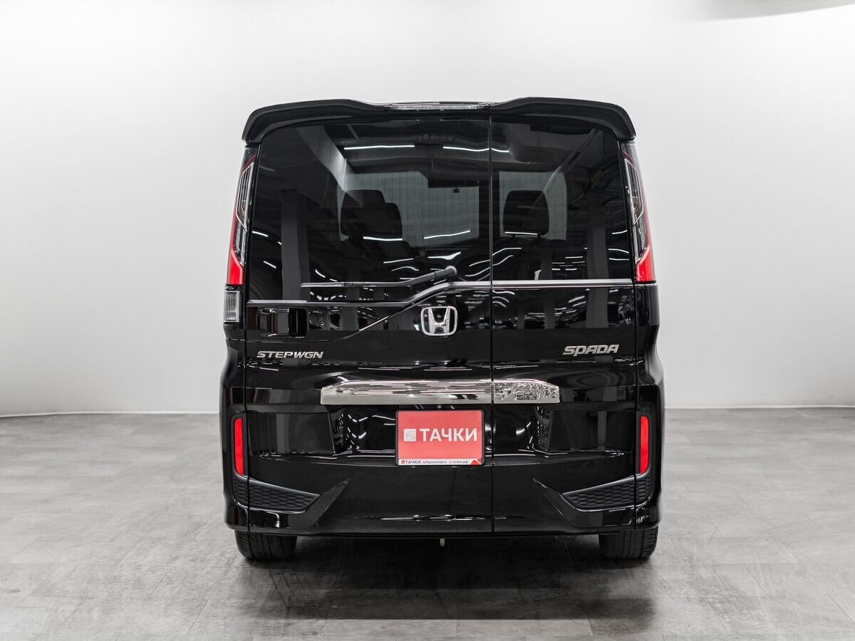 Honda Stepwgn 2016 - фото автомобиля