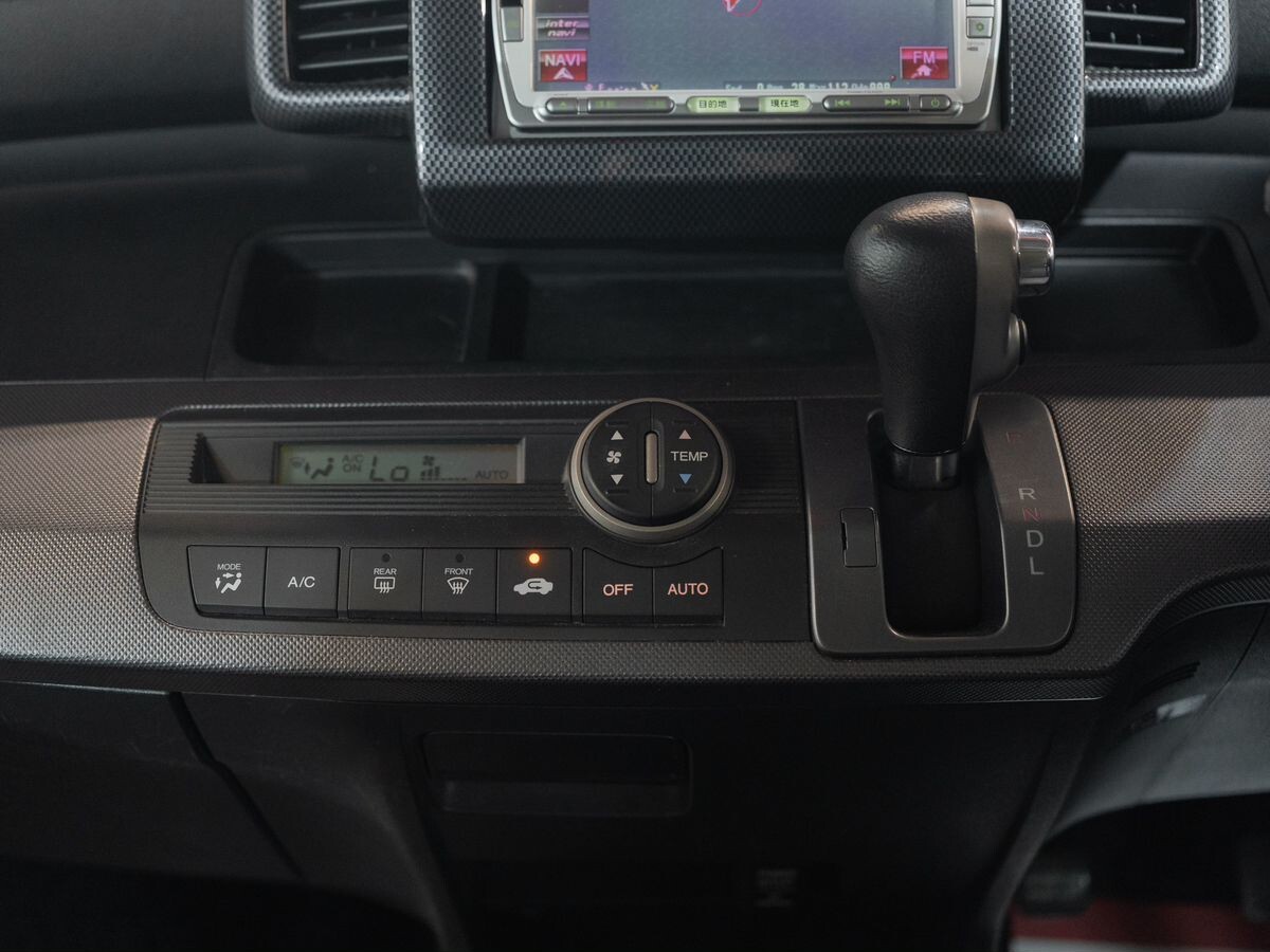 Honda Freed 2009 - фото автомобиля