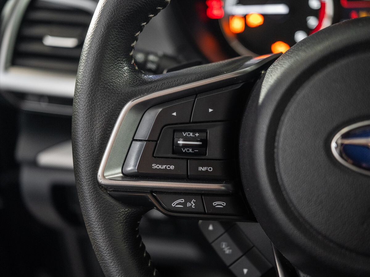 Subaru Forester 2019 - фото автомобиля