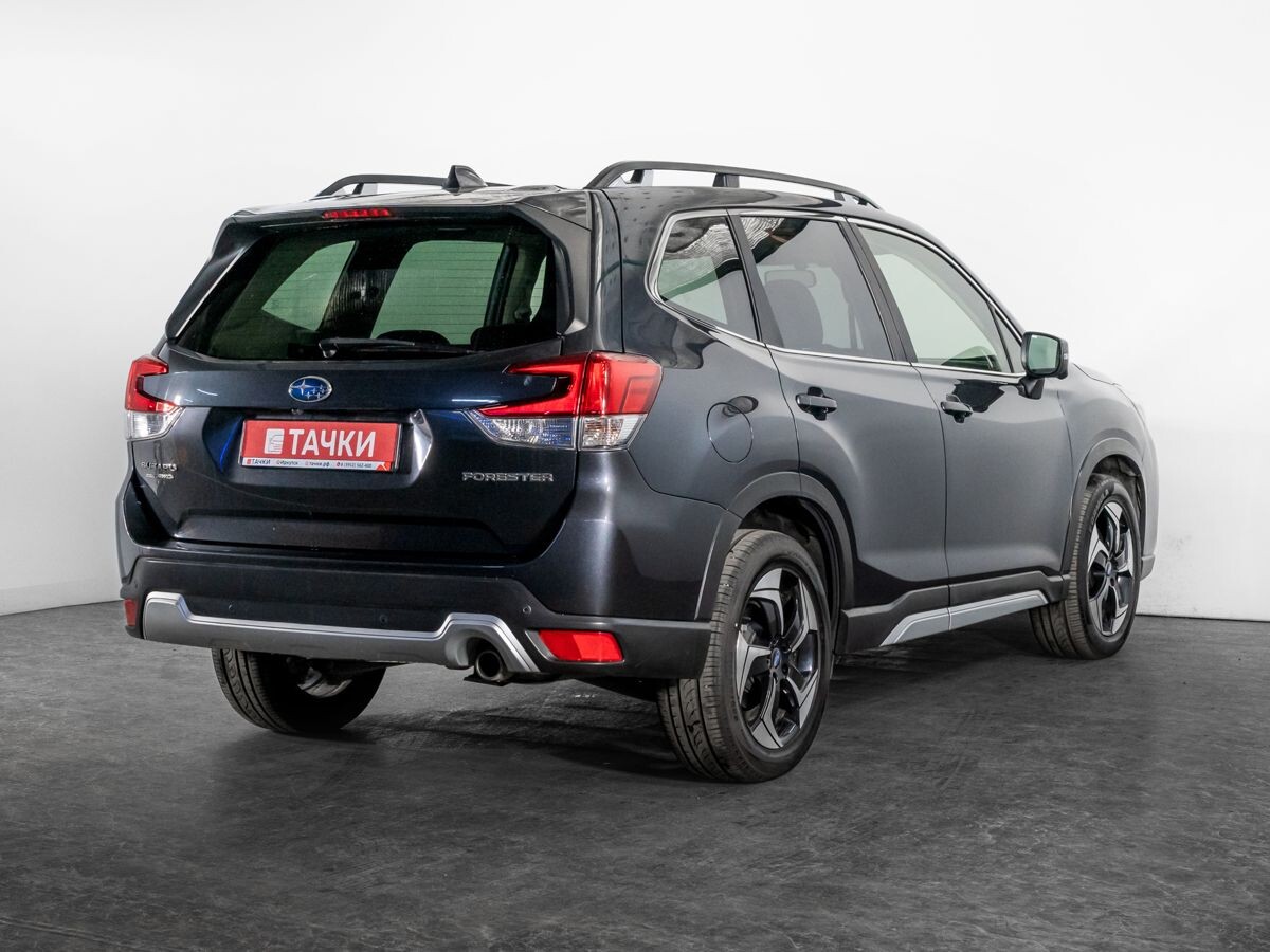 Subaru Forester 2019 - фото автомобиля