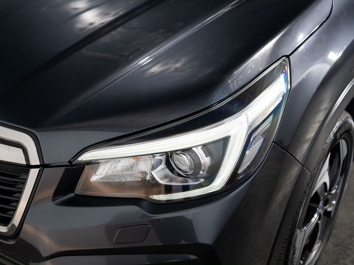 Subaru Forester 2019 - фото автомобиля