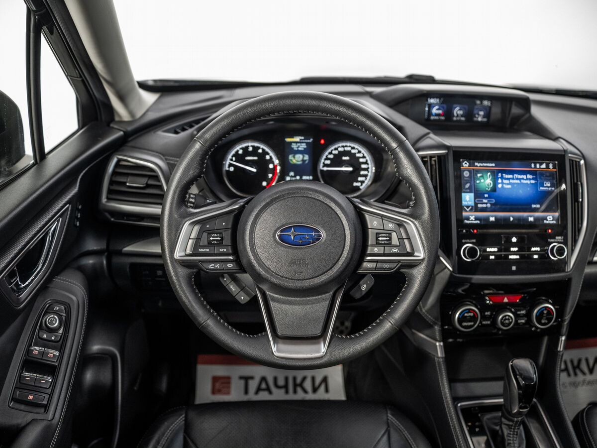 Subaru Forester 2019 - фото автомобиля