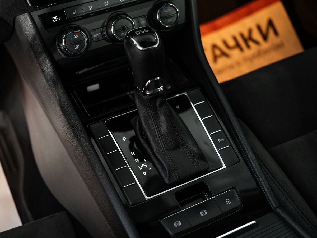 Skoda Superb 2016 - фото автомобиля