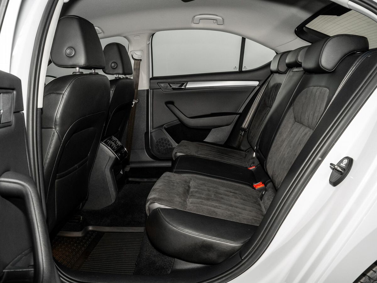 Skoda Superb 2016 - фото автомобиля
