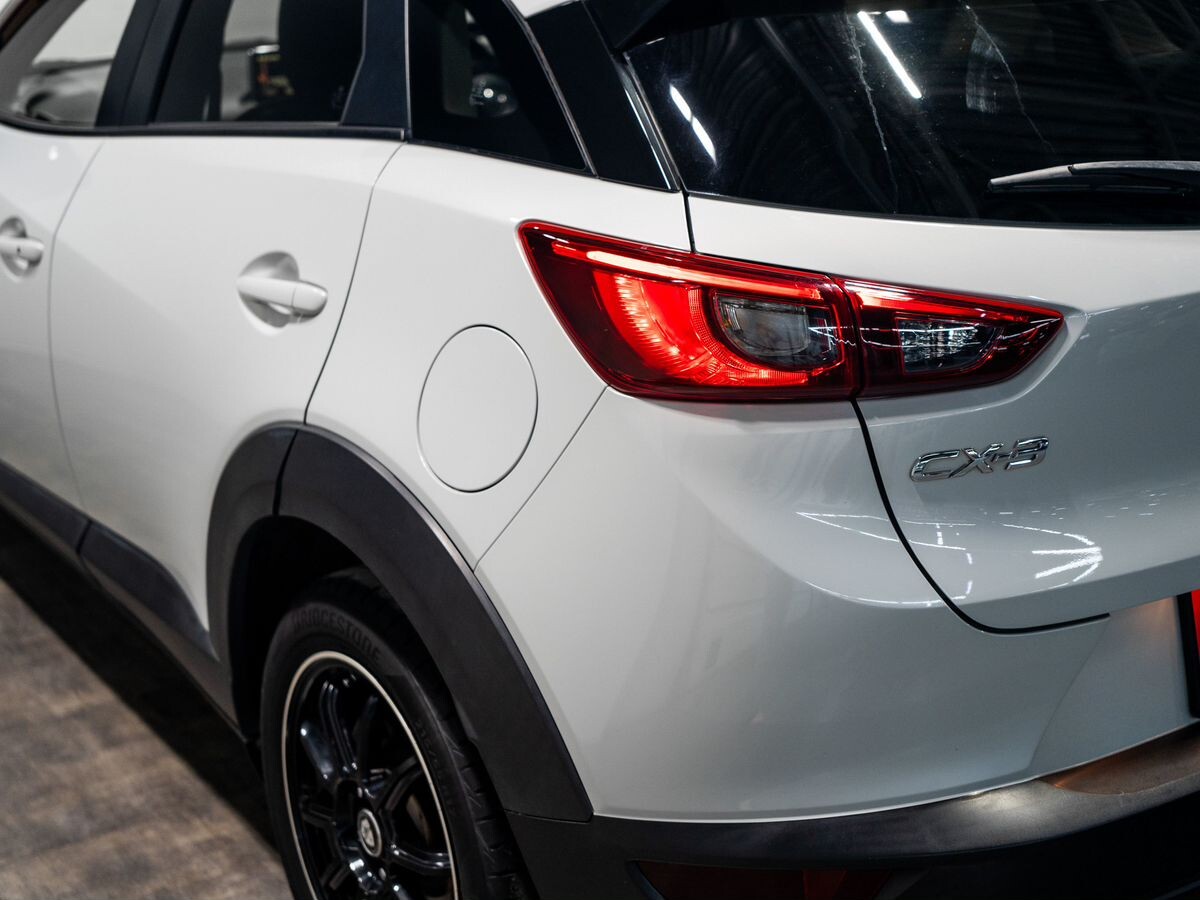 Mazda CX-3 2015 - фото автомобиля