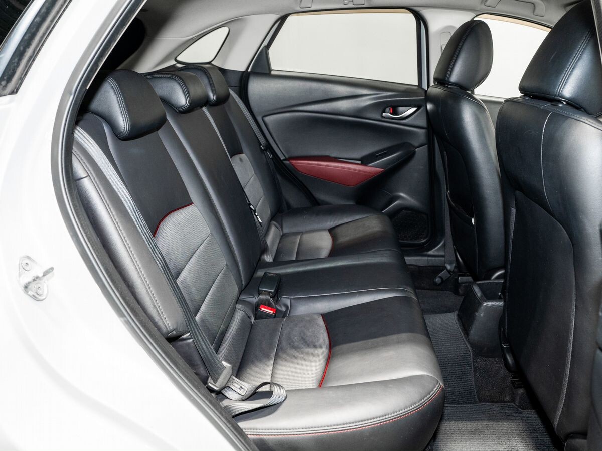 Mazda CX-3 2015 - фото автомобиля