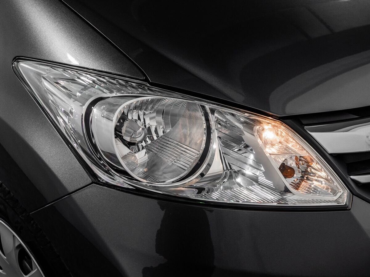 Honda Freed 2012 - фото автомобиля