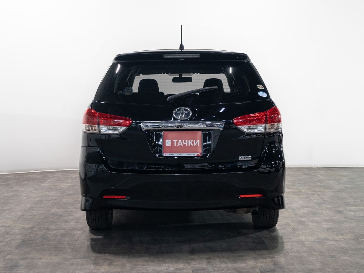 Toyota Wish 2009 - фото автомобиля