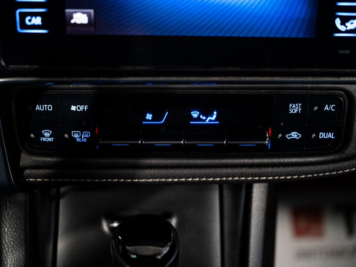 Toyota Corolla 2016 - фото автомобиля