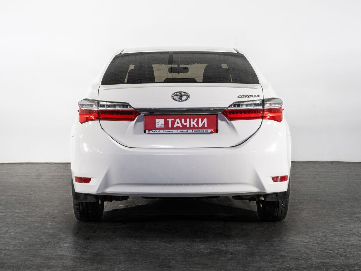 Toyota Corolla 2016 - фото автомобиля