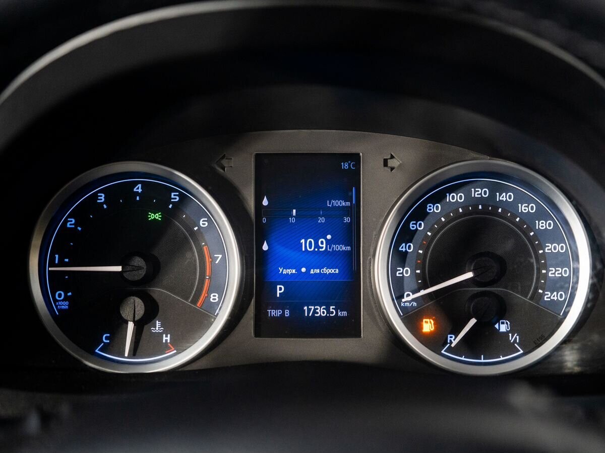 Toyota Corolla 2016 - фото автомобиля