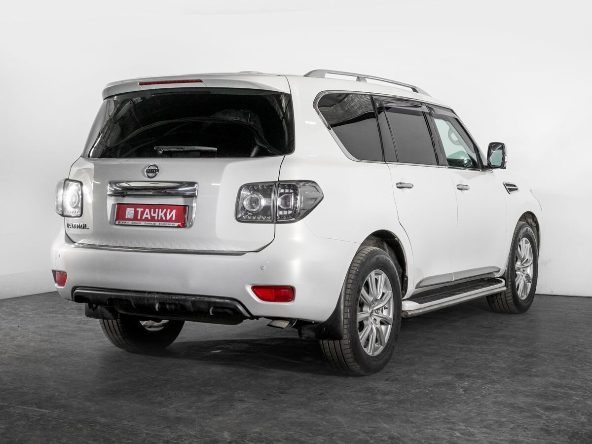 Nissan Patrol 2012 - фото автомобиля
