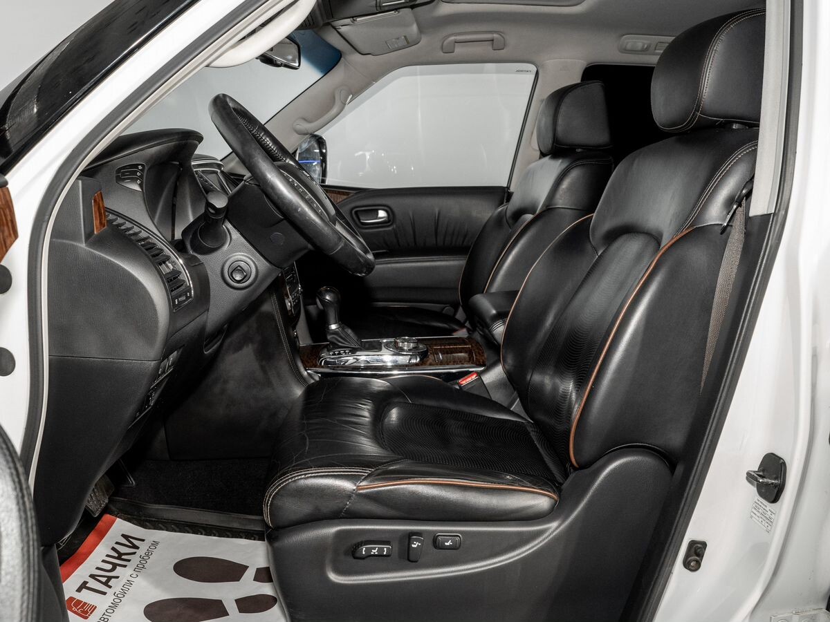 Nissan Patrol 2012 - фото автомобиля