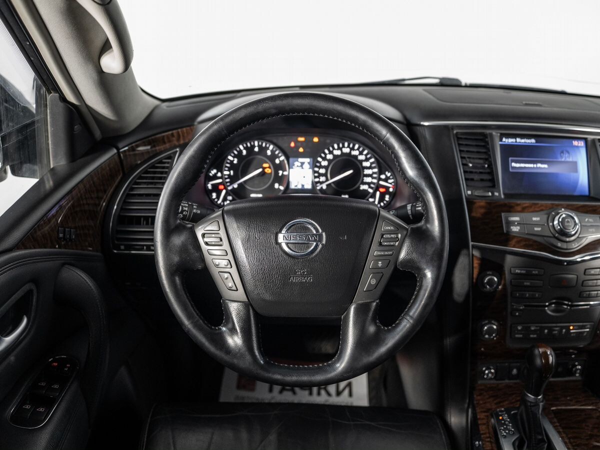 Nissan Patrol 2012 - фото автомобиля