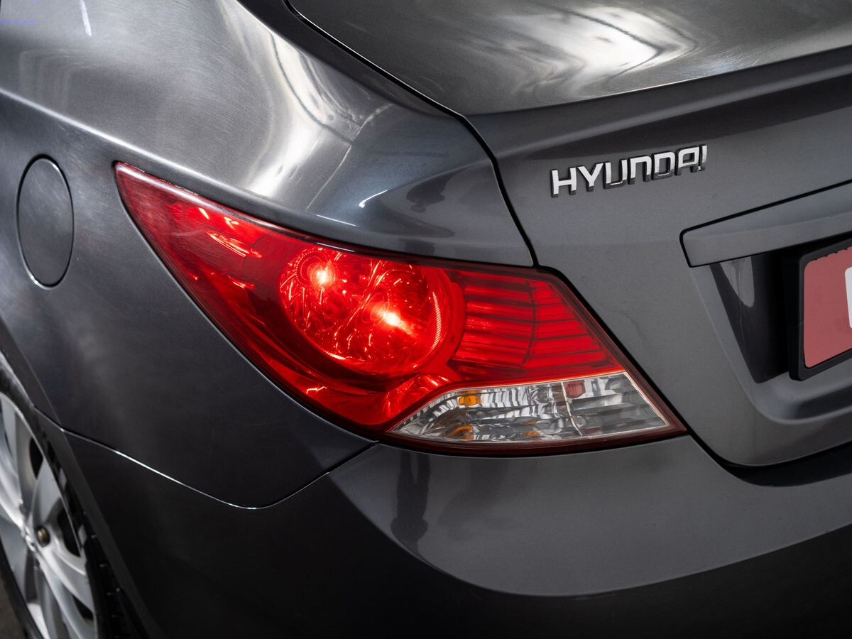 Hyundai Solaris 2012 - фото автомобиля