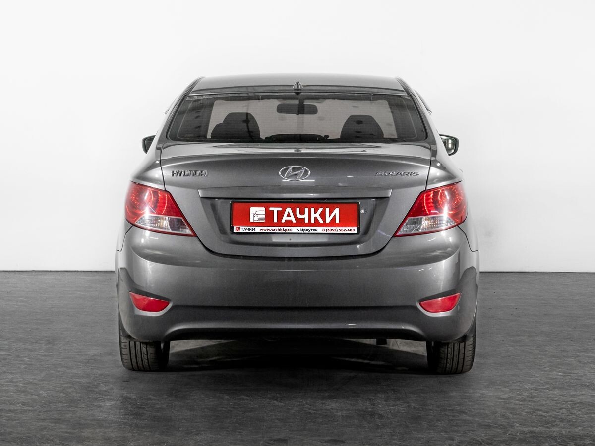 Hyundai Solaris 2012 - фото автомобиля
