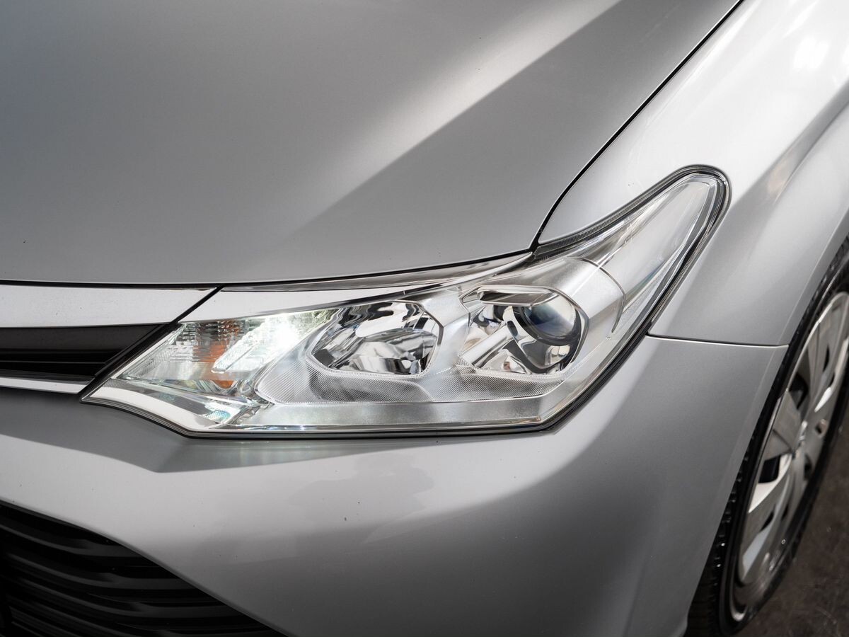 Toyota Corolla Fielder 2017 - фото автомобиля