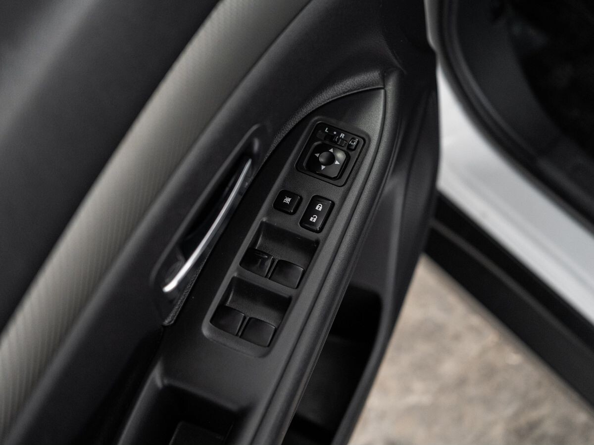 Mitsubishi Outlander 2012 - фото автомобиля