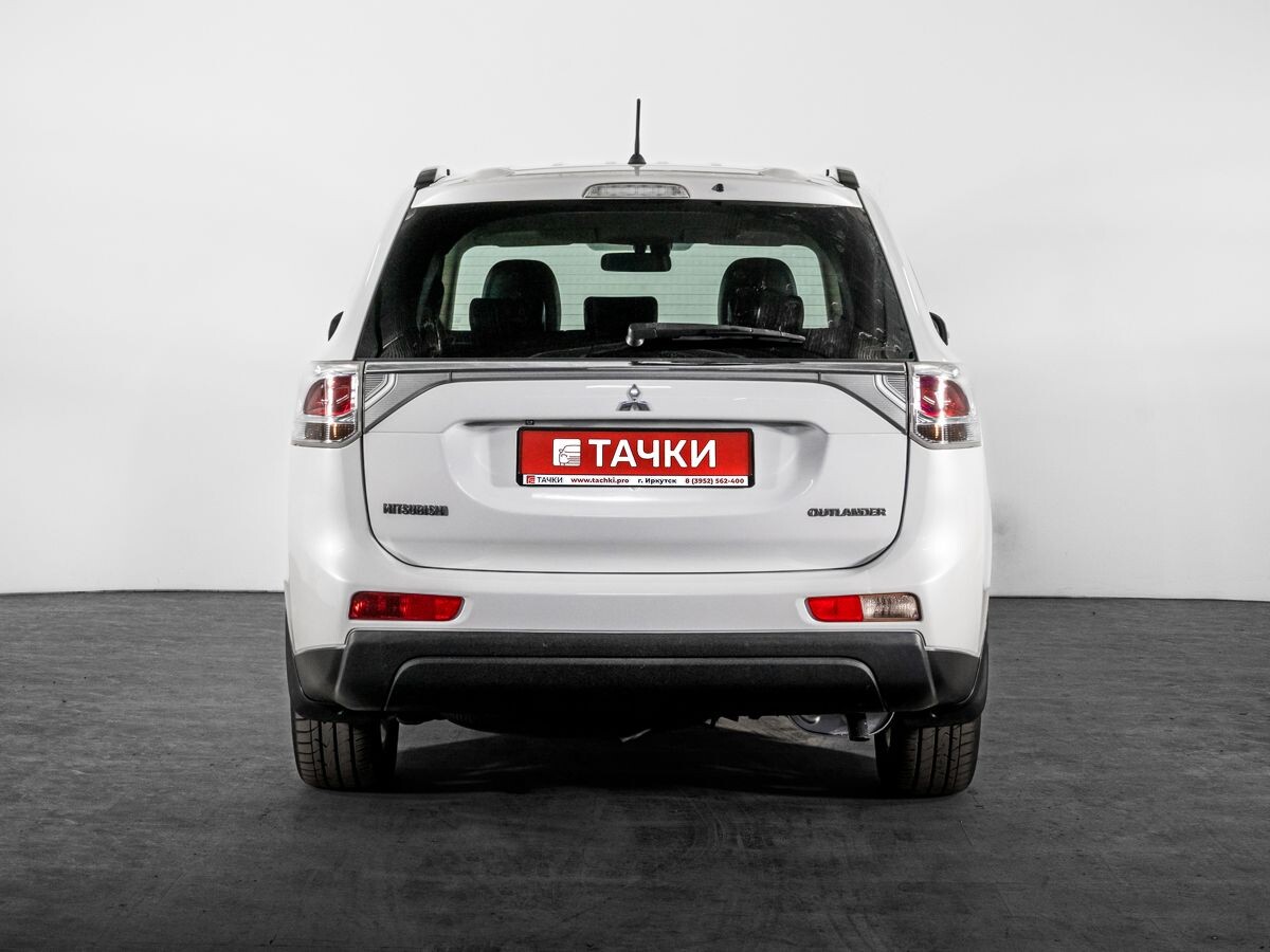 Mitsubishi Outlander 2012 - фото автомобиля