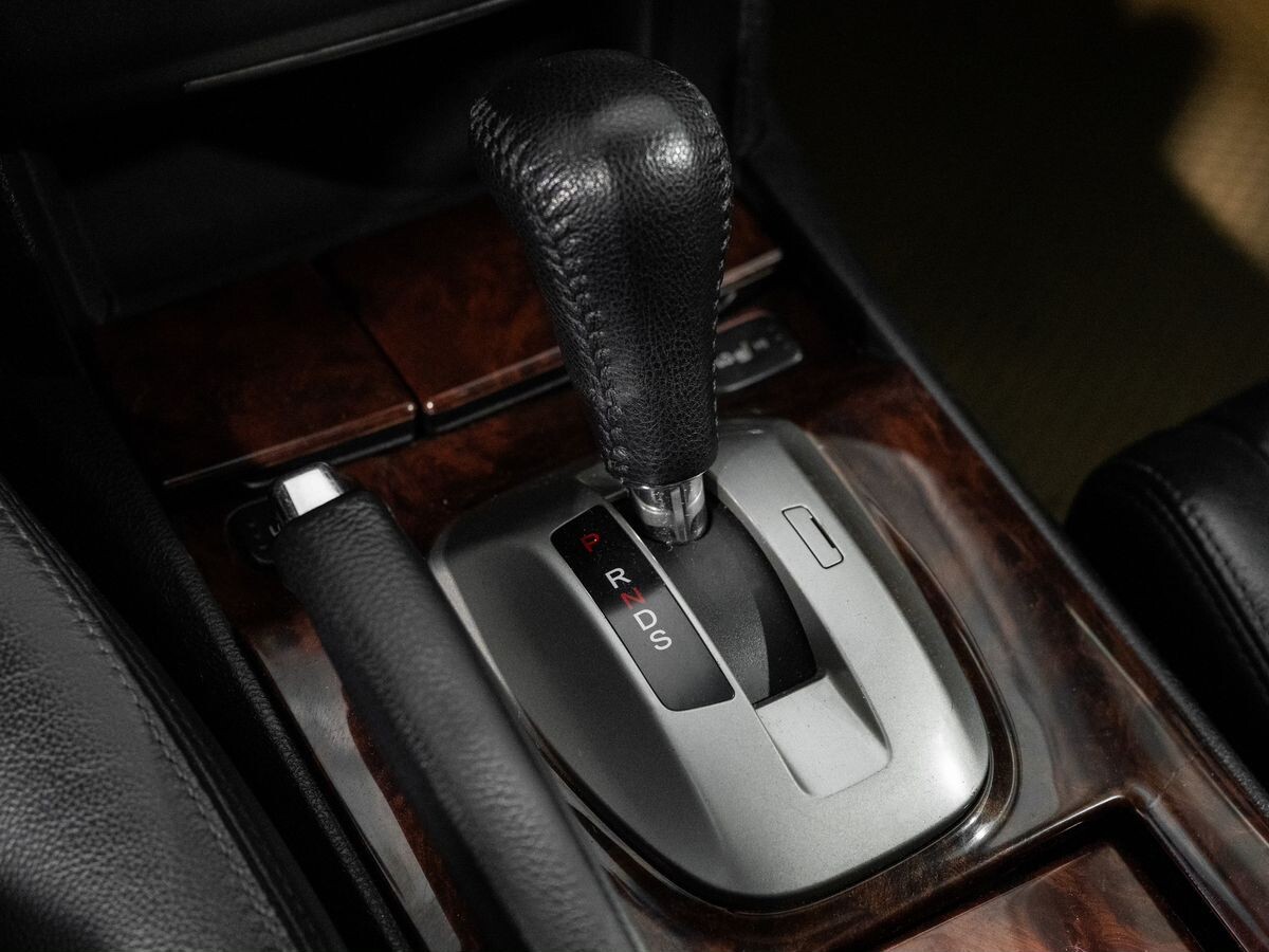 Honda Crosstour 2011 - фото автомобиля