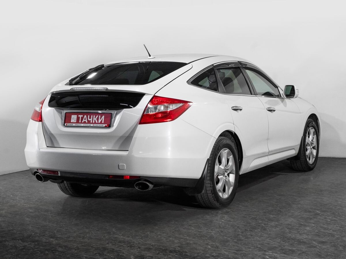 Honda Crosstour 2011 - фото автомобиля