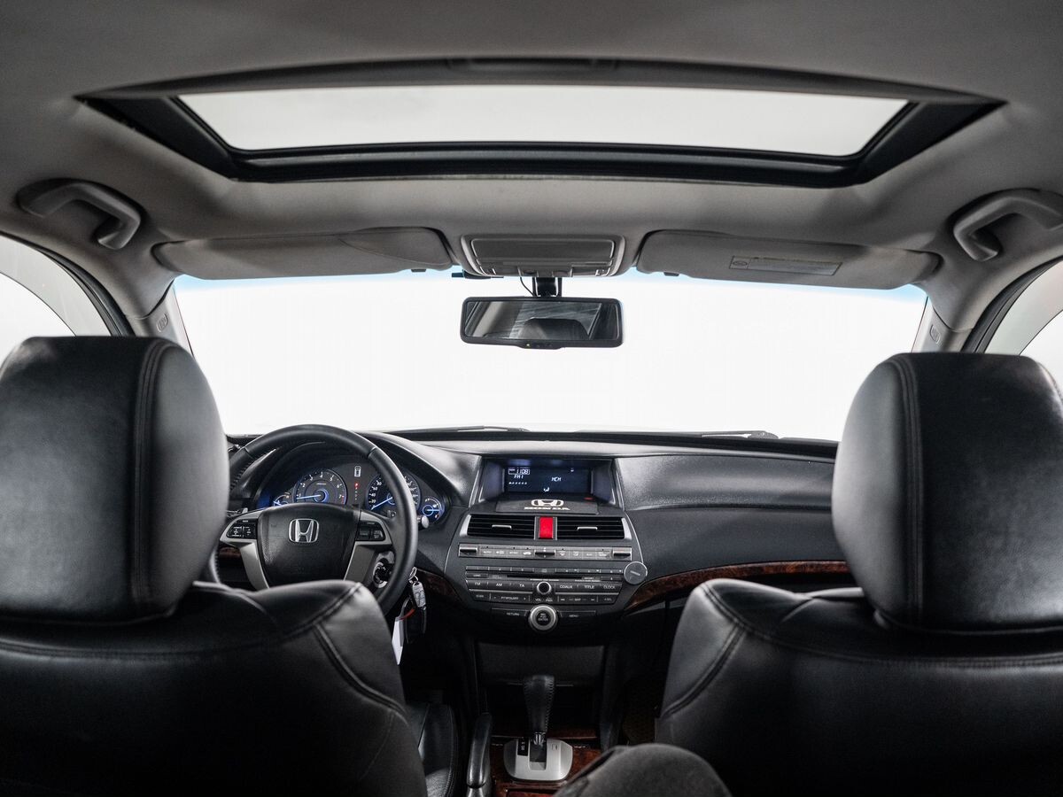Honda Crosstour 2011 - фото автомобиля