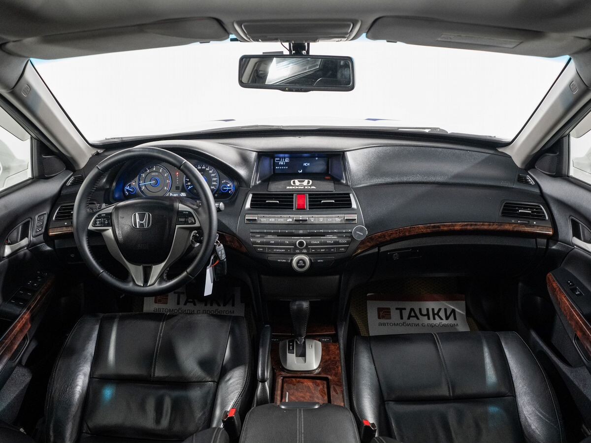 Honda Crosstour 2011 - фото автомобиля