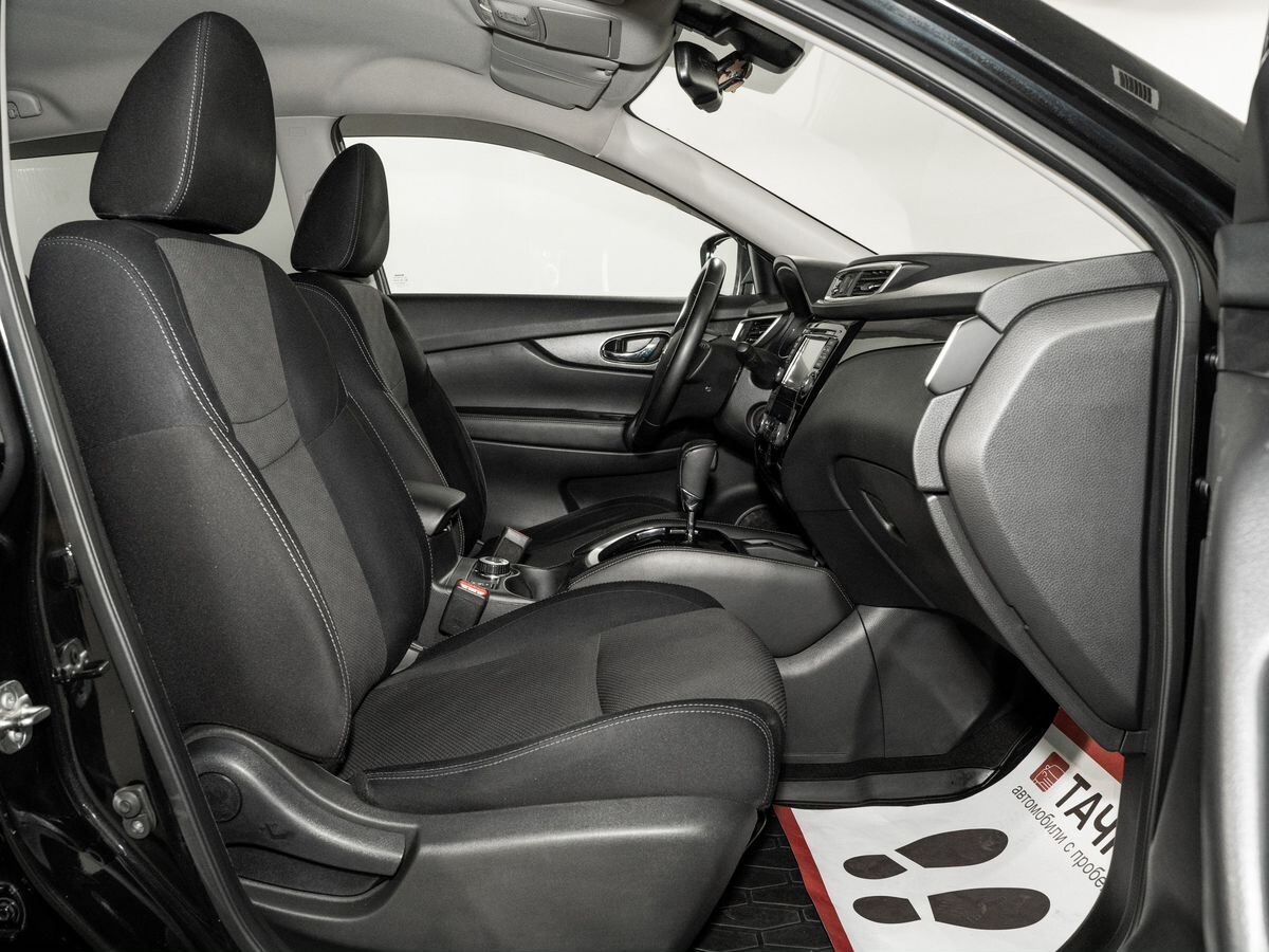 Nissan X-Trail 2018 - фото автомобиля