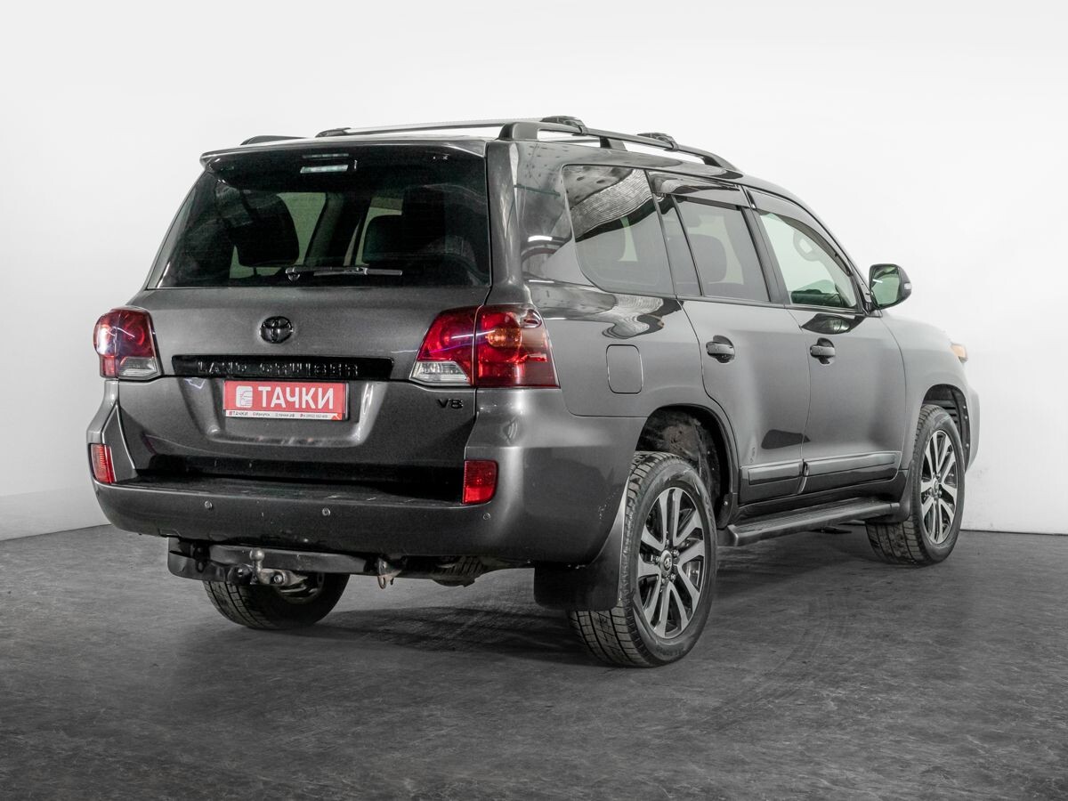 Toyota Land Cruiser 2012 - фото автомобиля
