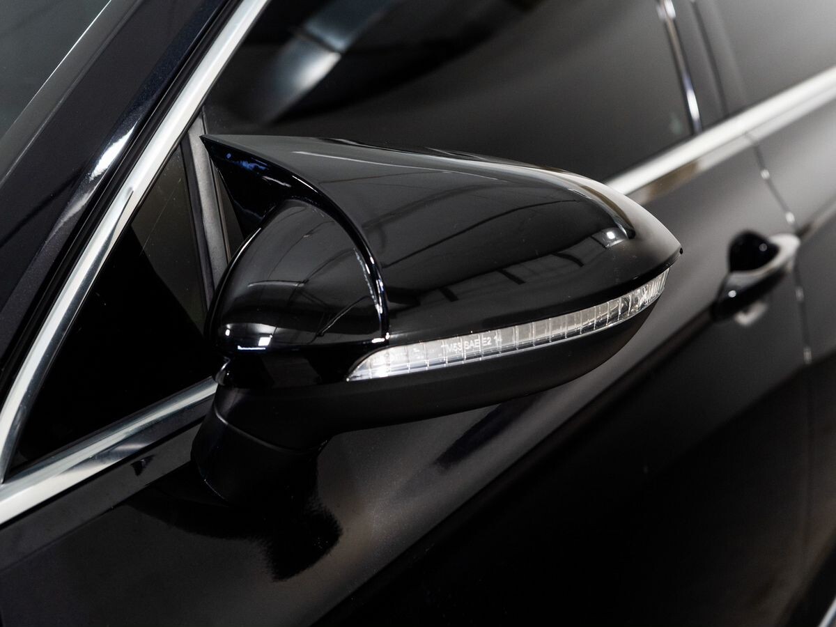 Volkswagen Passat 2015 - фото автомобиля