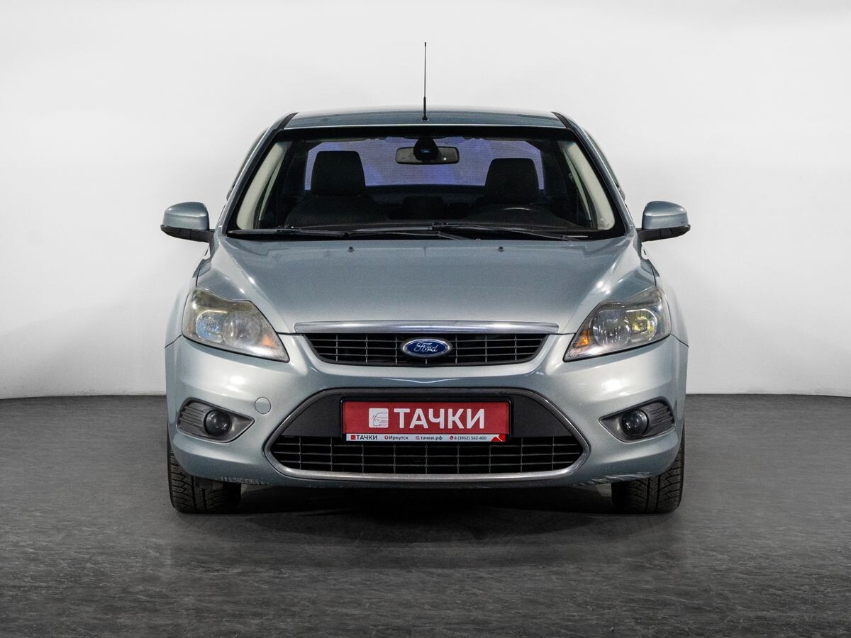 Ford Focus 2010 - фото автомобиля