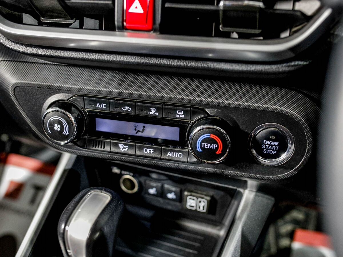 Toyota Raize 2021 - фото автомобиля