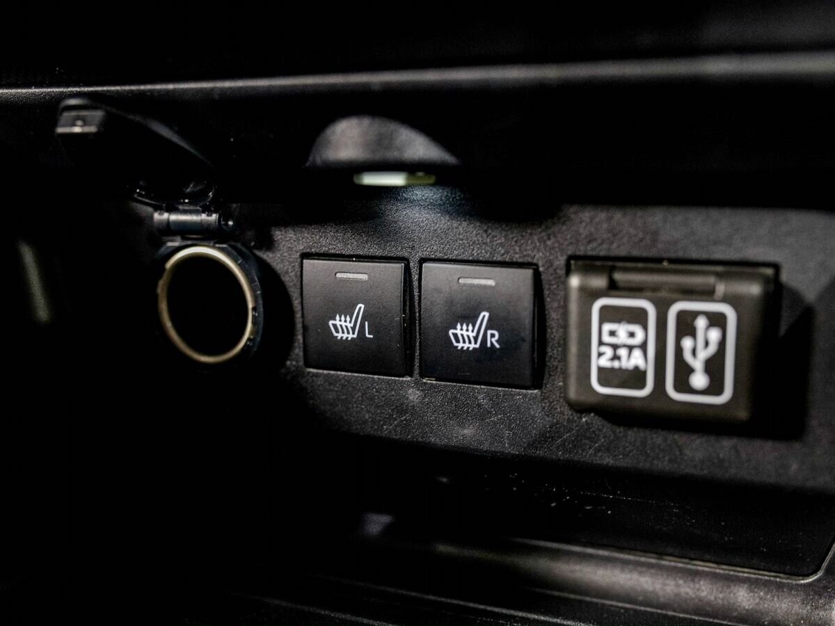 Toyota Raize 2021 - фото автомобиля