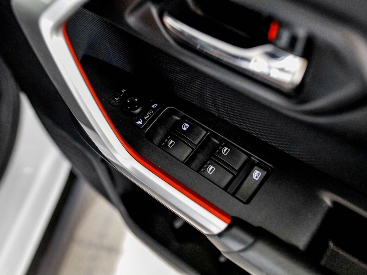 Toyota Raize 2021 - фото автомобиля