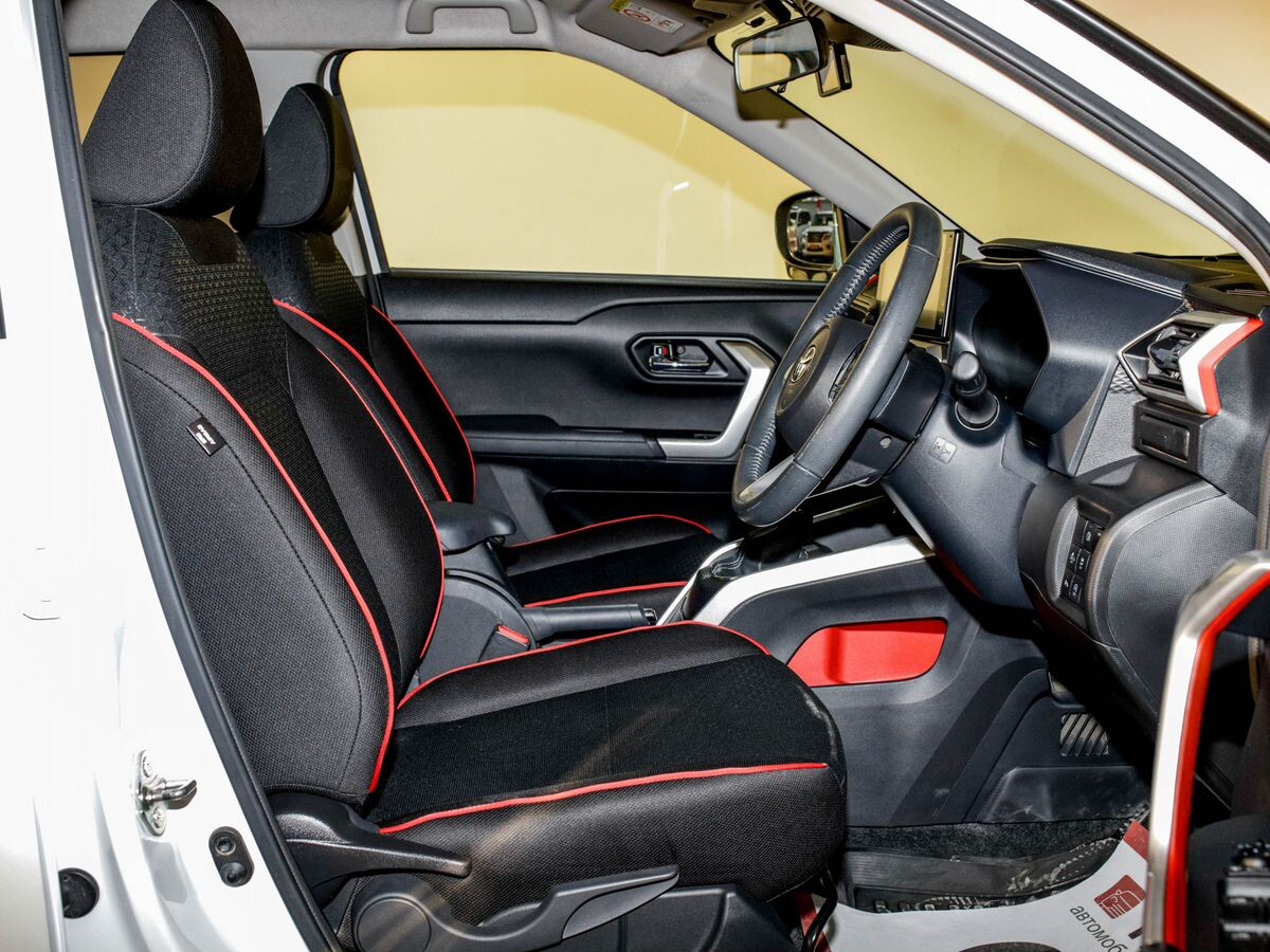 Toyota Raize 2021 - фото автомобиля