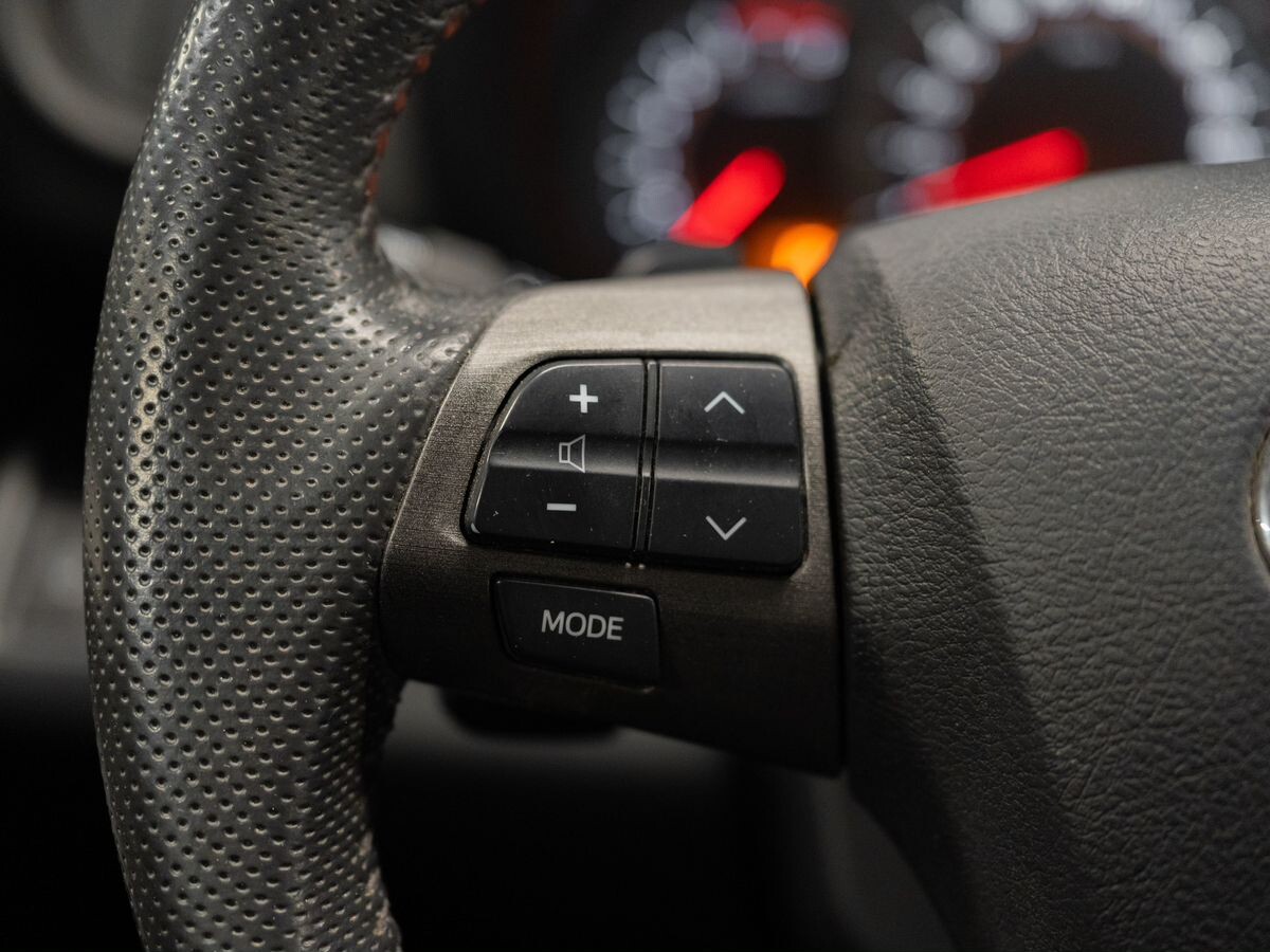 Toyota RAV4 2011 - фото автомобиля