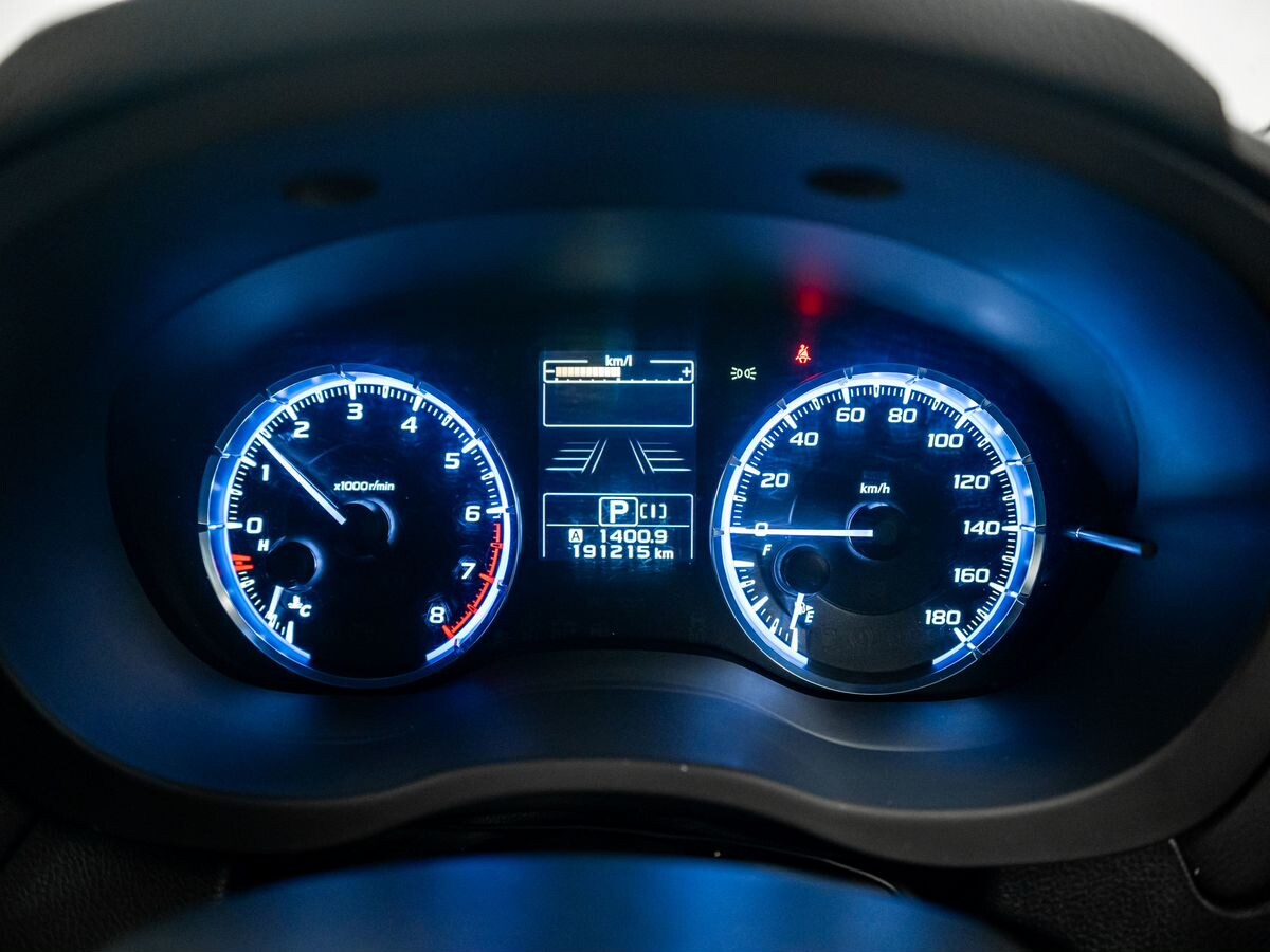 Subaru Levorg 2015 - фото автомобиля