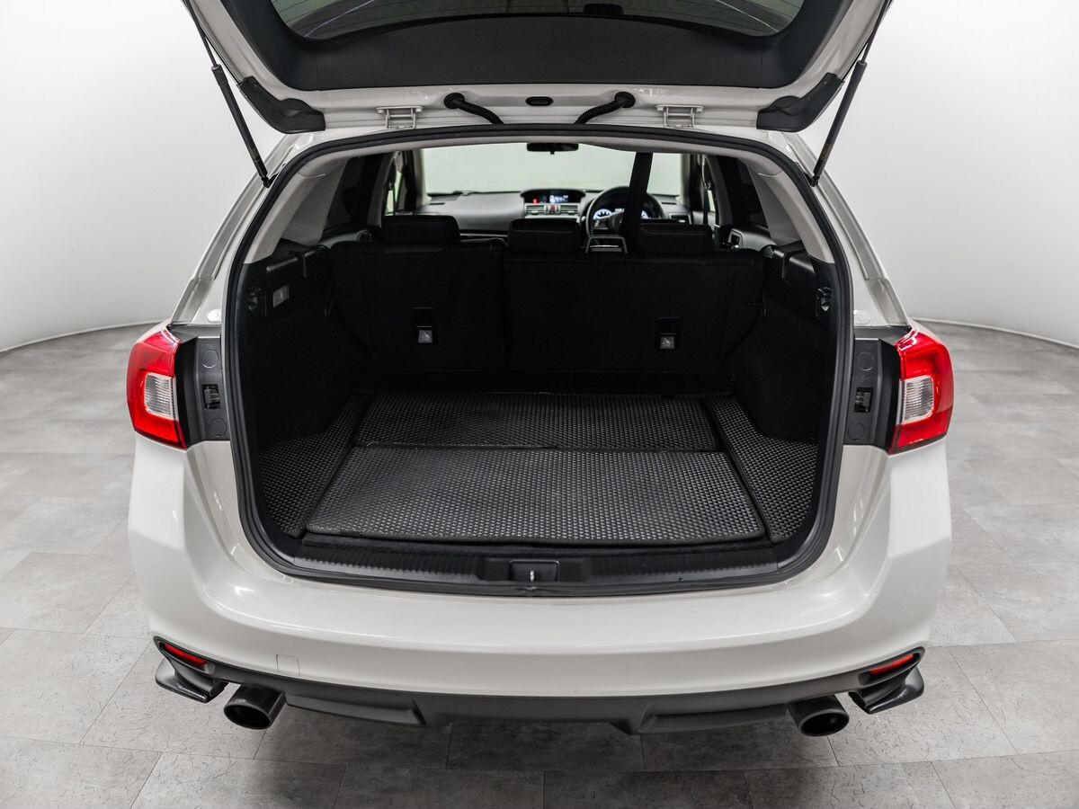 Subaru Levorg 2015 - фото автомобиля
