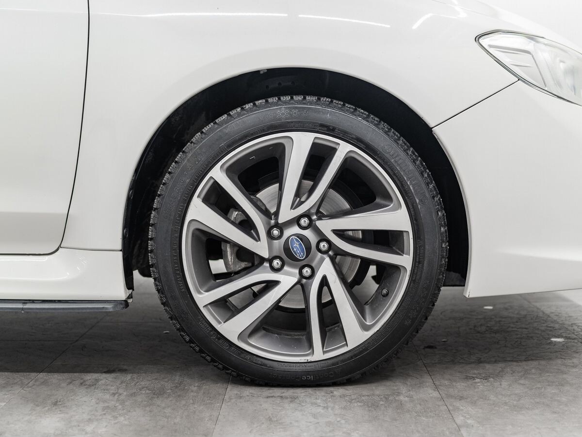 Subaru Levorg 2015 - фото автомобиля